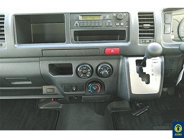 2016 Toyota Hiace 